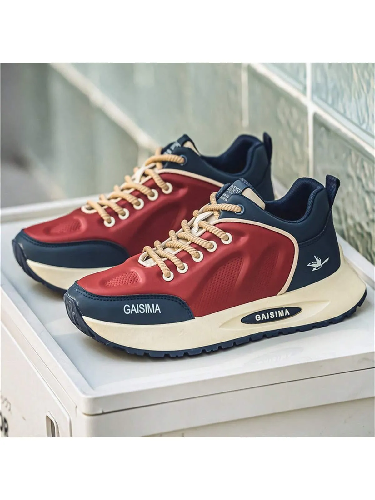 2024 New Casual Men Shoes Niche Low-Top Design Fashionable Thick Sole Sneakers Colorblock Athletic Shoes