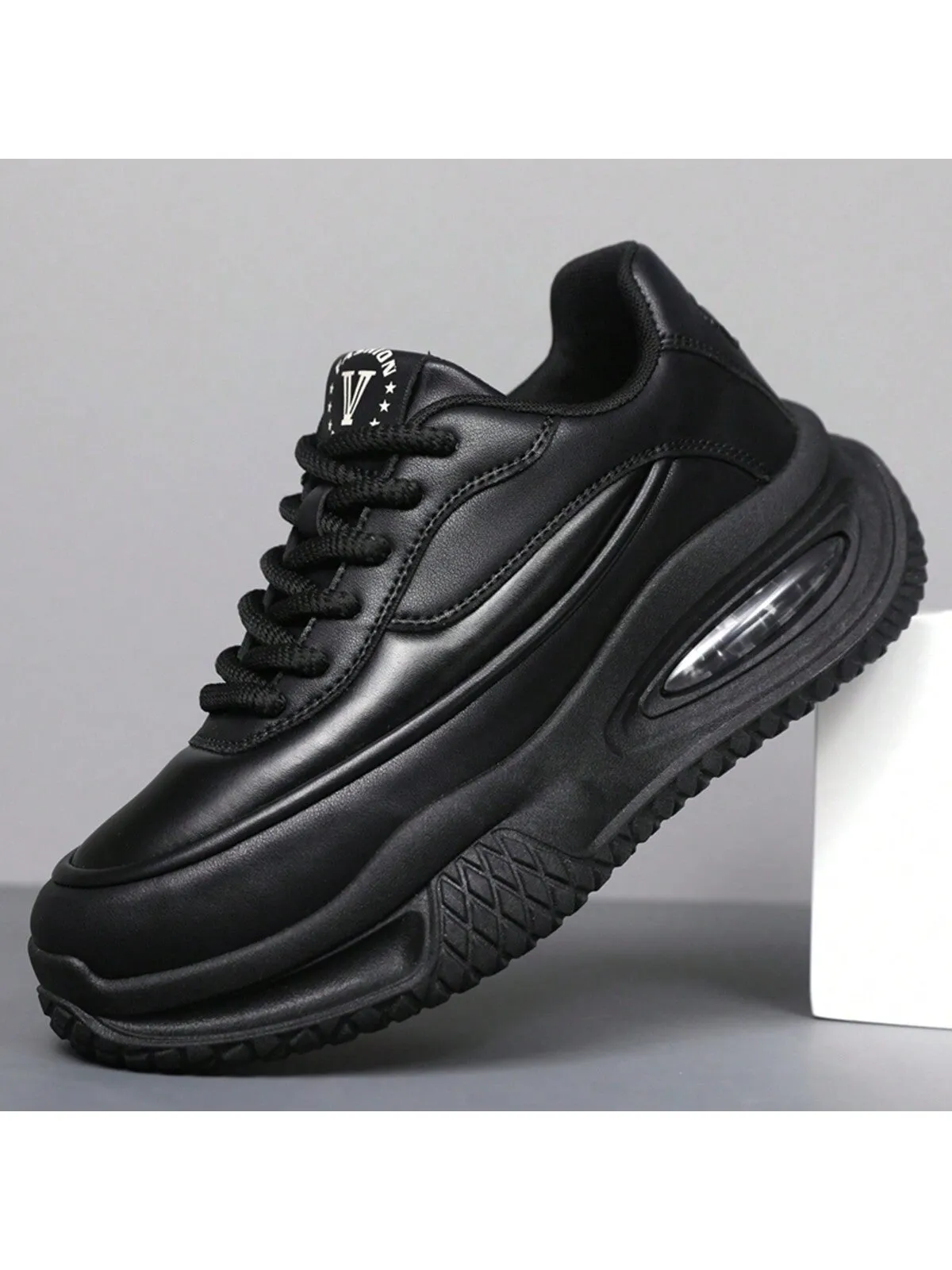 2024 New Casual Men Shoes Niche Low-Top Design Fashionable Thick Sole Sneakers Colorblock Athletic Shoes