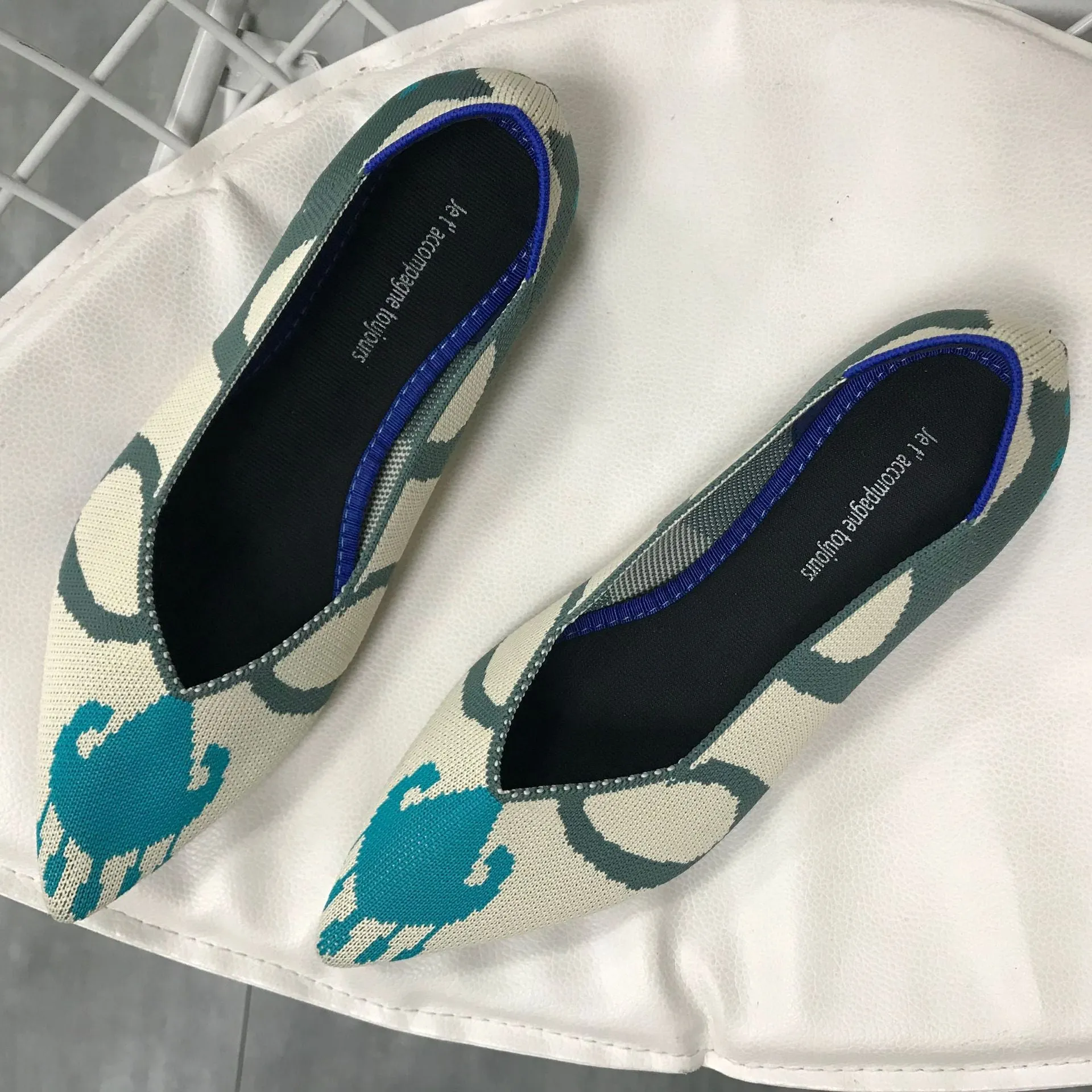Color Casual Soft  Breathable Knit Pointed Shoes Women's Flat