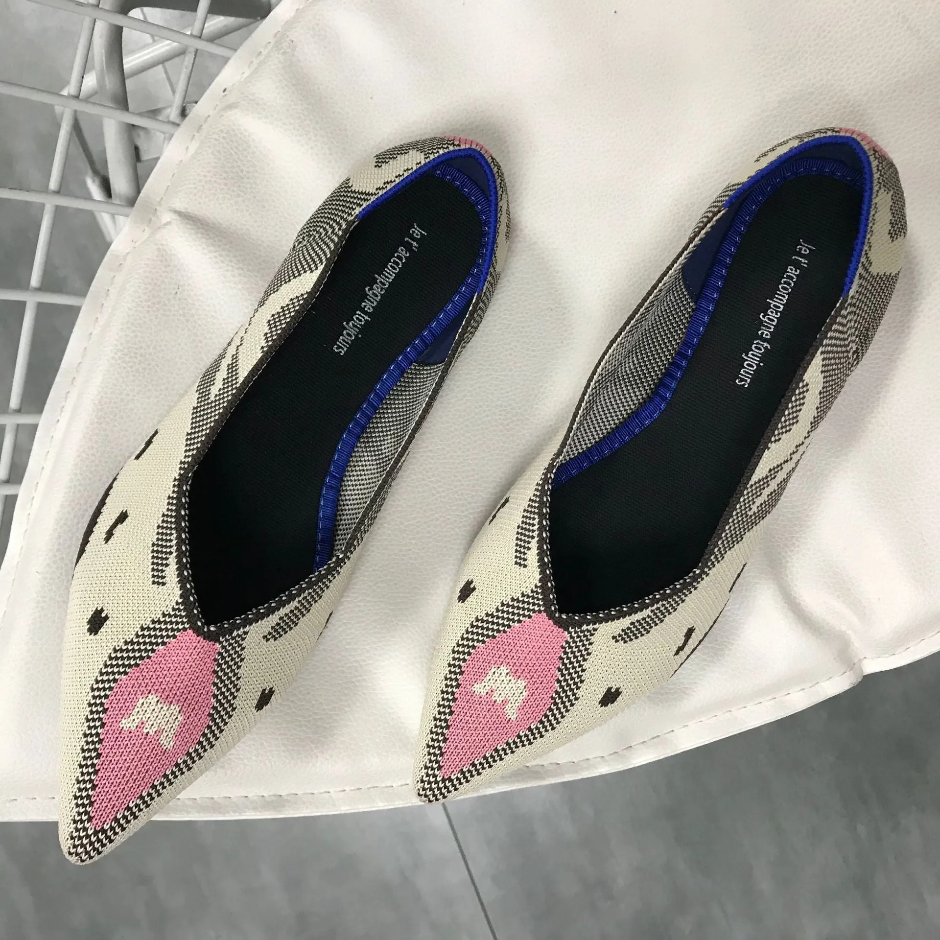 Color Casual Soft  Breathable Knit Pointed Shoes Women's Flat