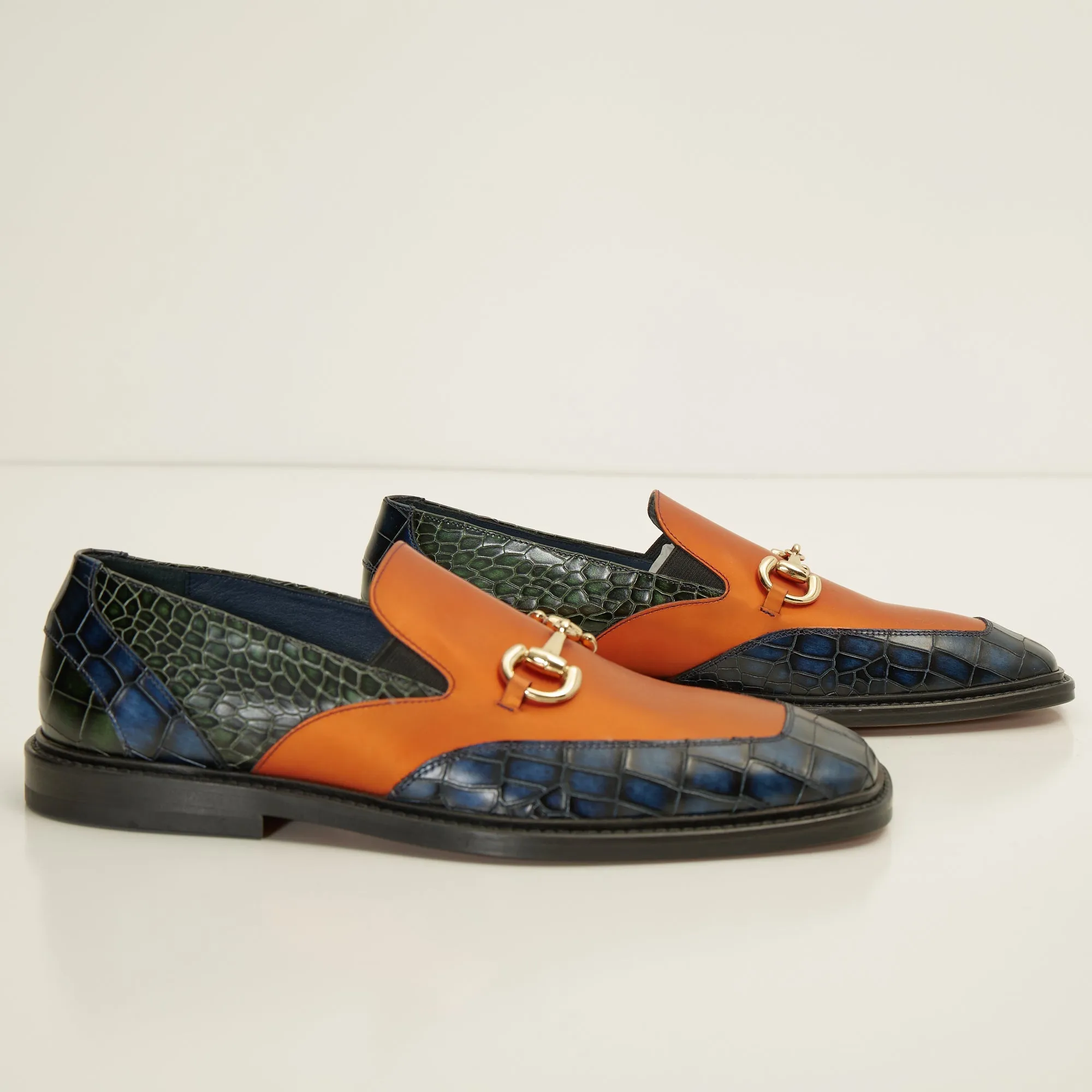 Croc Embossed Leather And Gold Metal Bit Loafer - Navy Orange