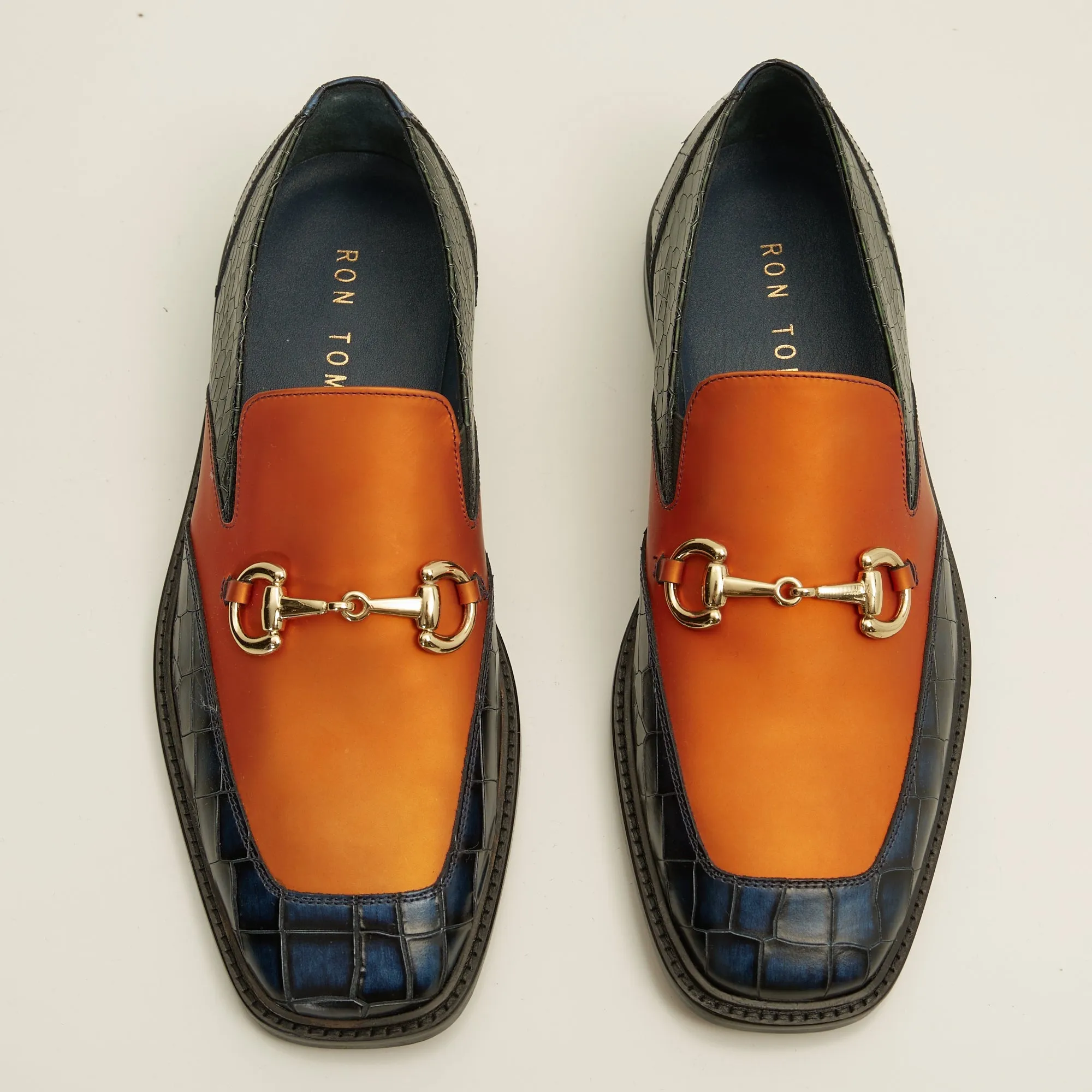 Croc Embossed Leather And Gold Metal Bit Loafer - Navy Orange