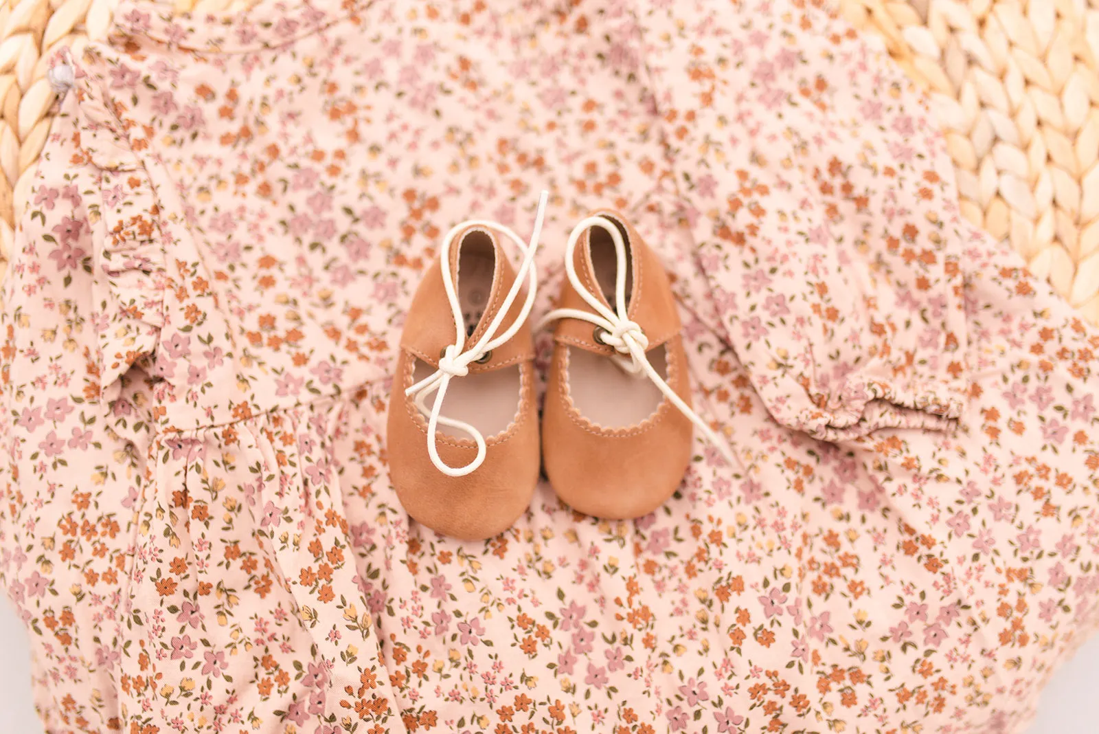 Everly Flats - Oil Waxed - Weathered Brown