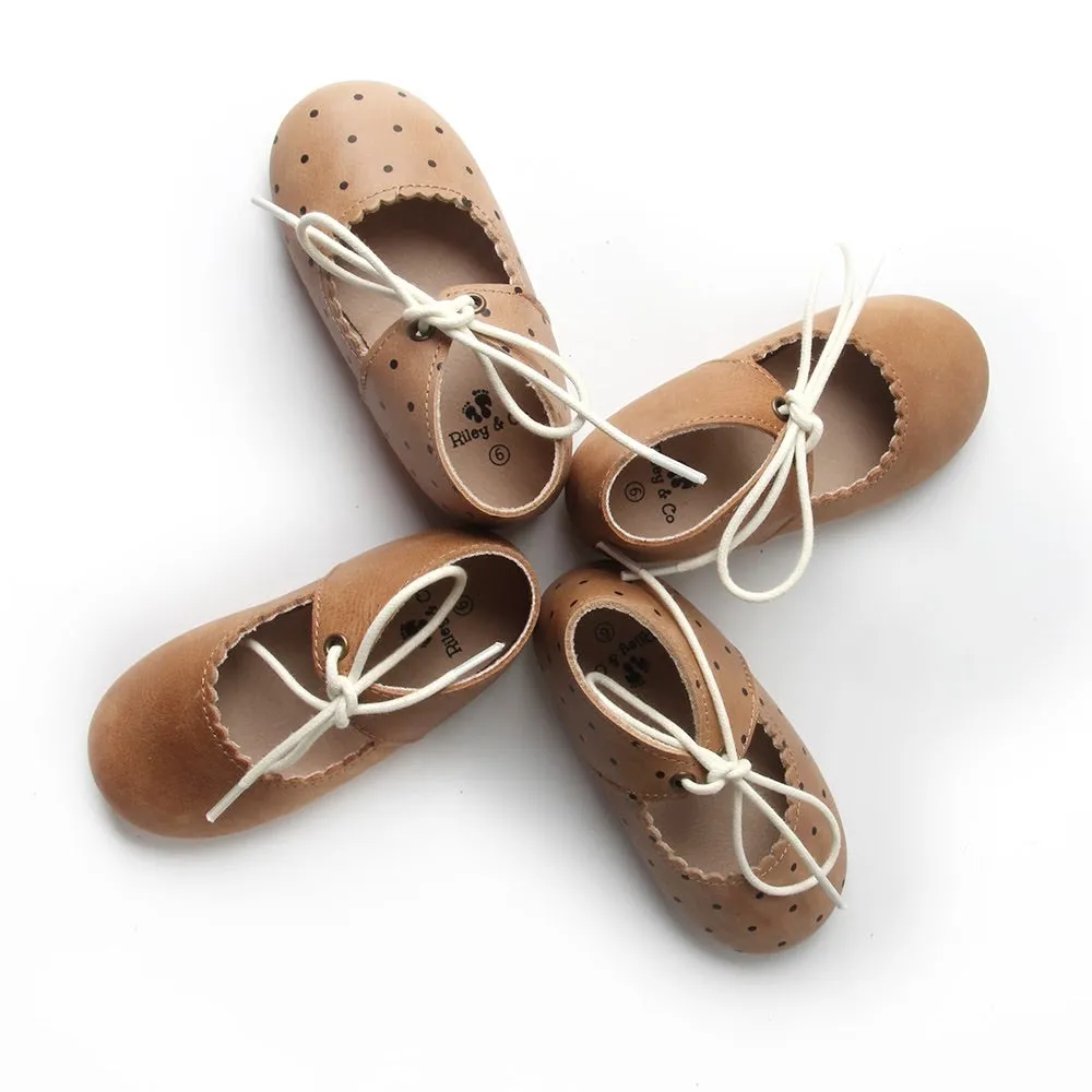 Everly Flats - Oil Waxed - Weathered Brown