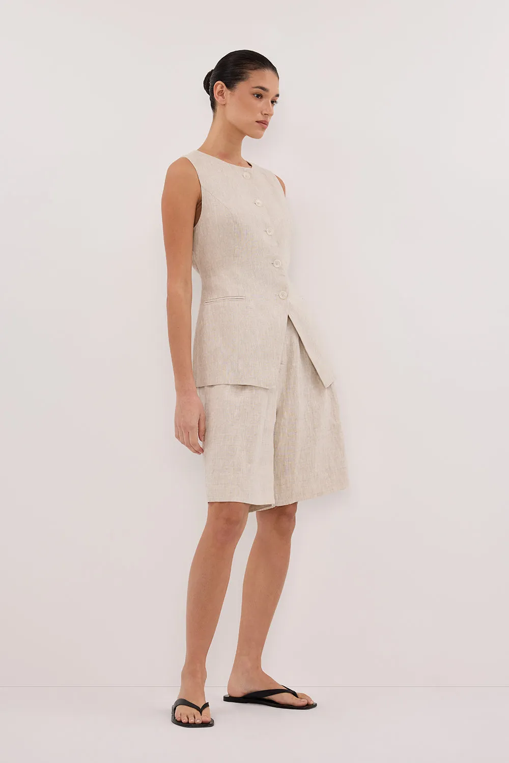 KAYLA NATURAL LINEN BERMUDA SHORT