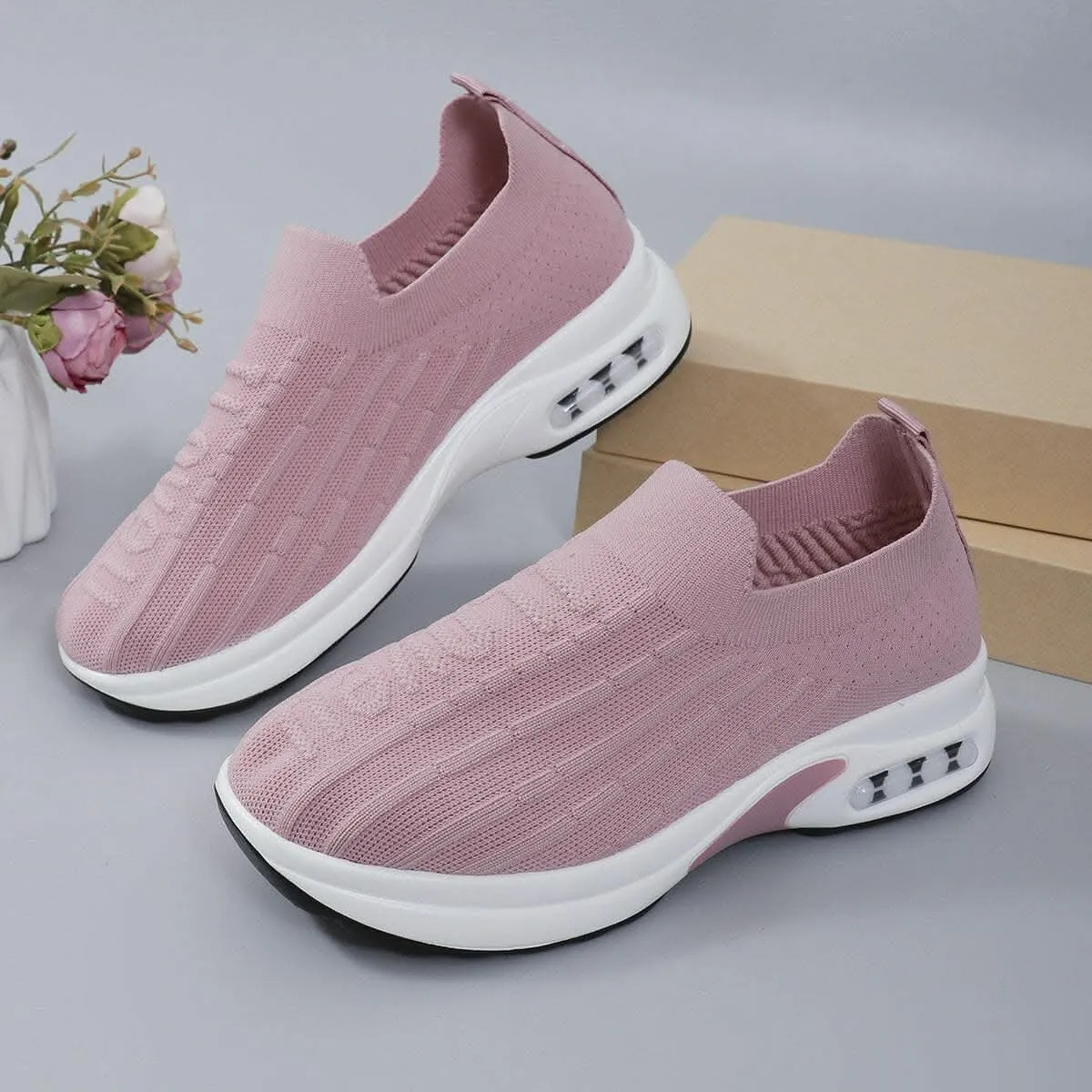 Round toe mesh loafers for women