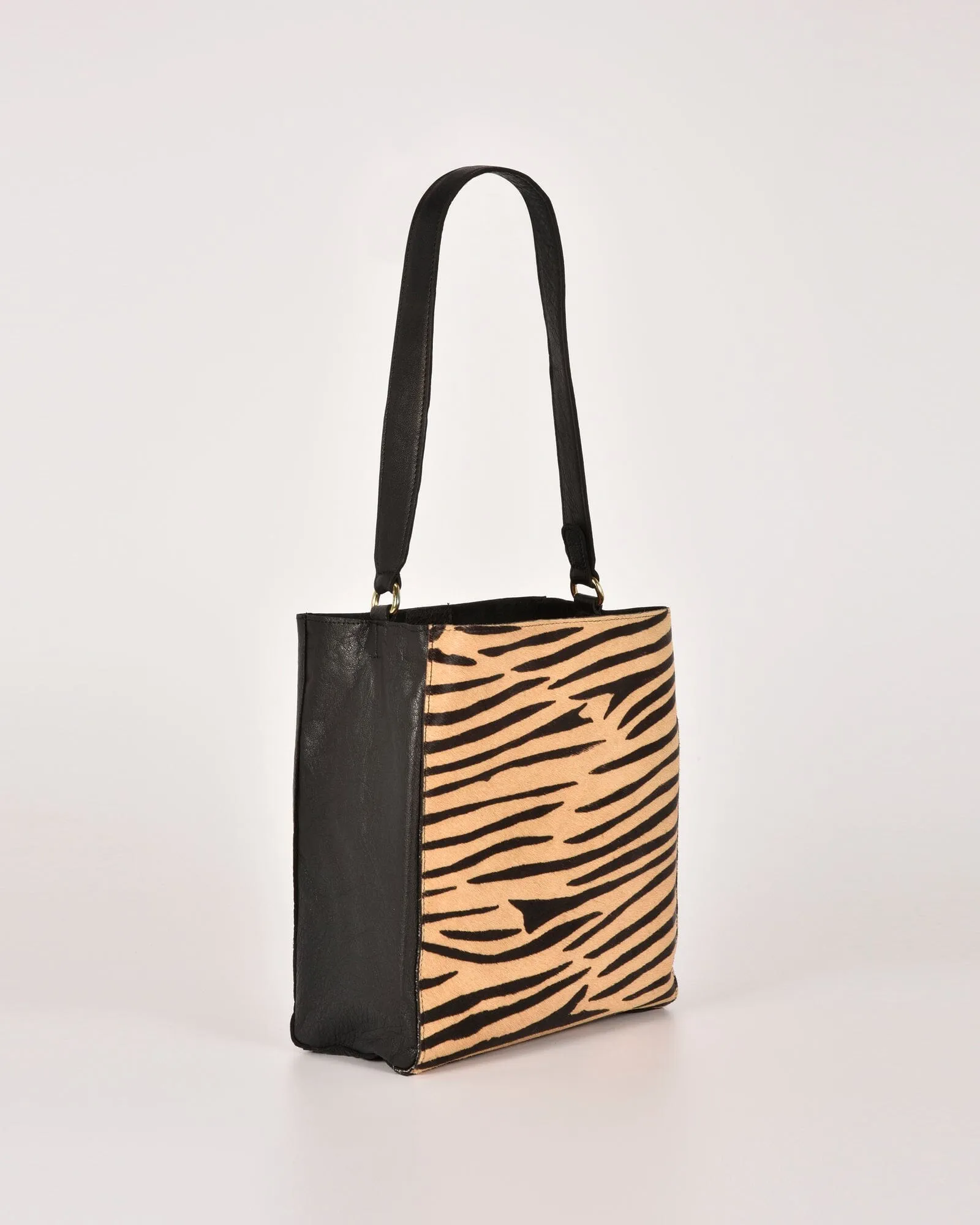 Safari Kensington Leather Hobo