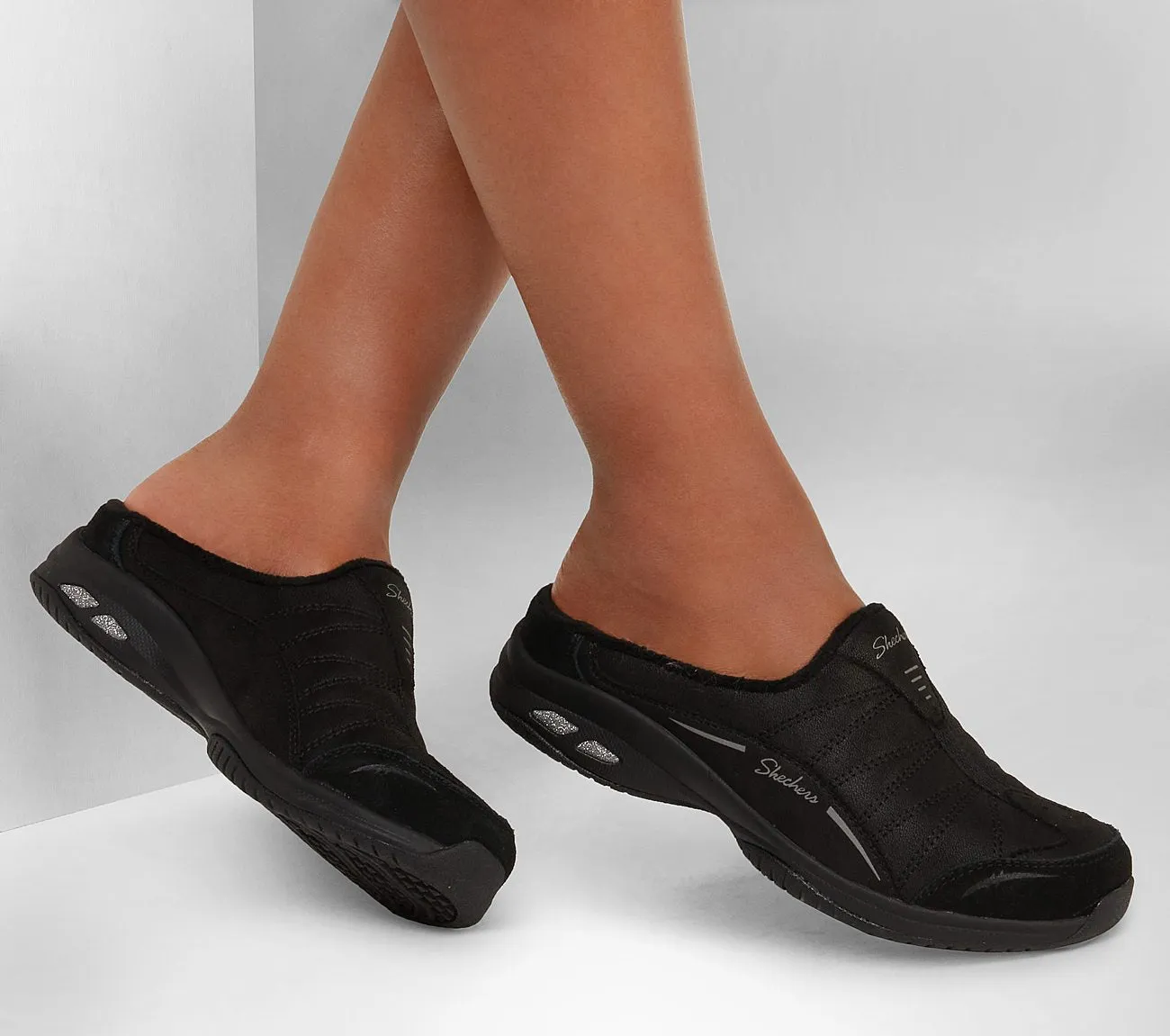 SKECHERS RELAXED FIT: COMMUTE TIME - ON CALL